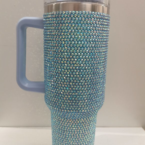 Bedazzled insulated 40oz tumblers - Picture 7 of 10
